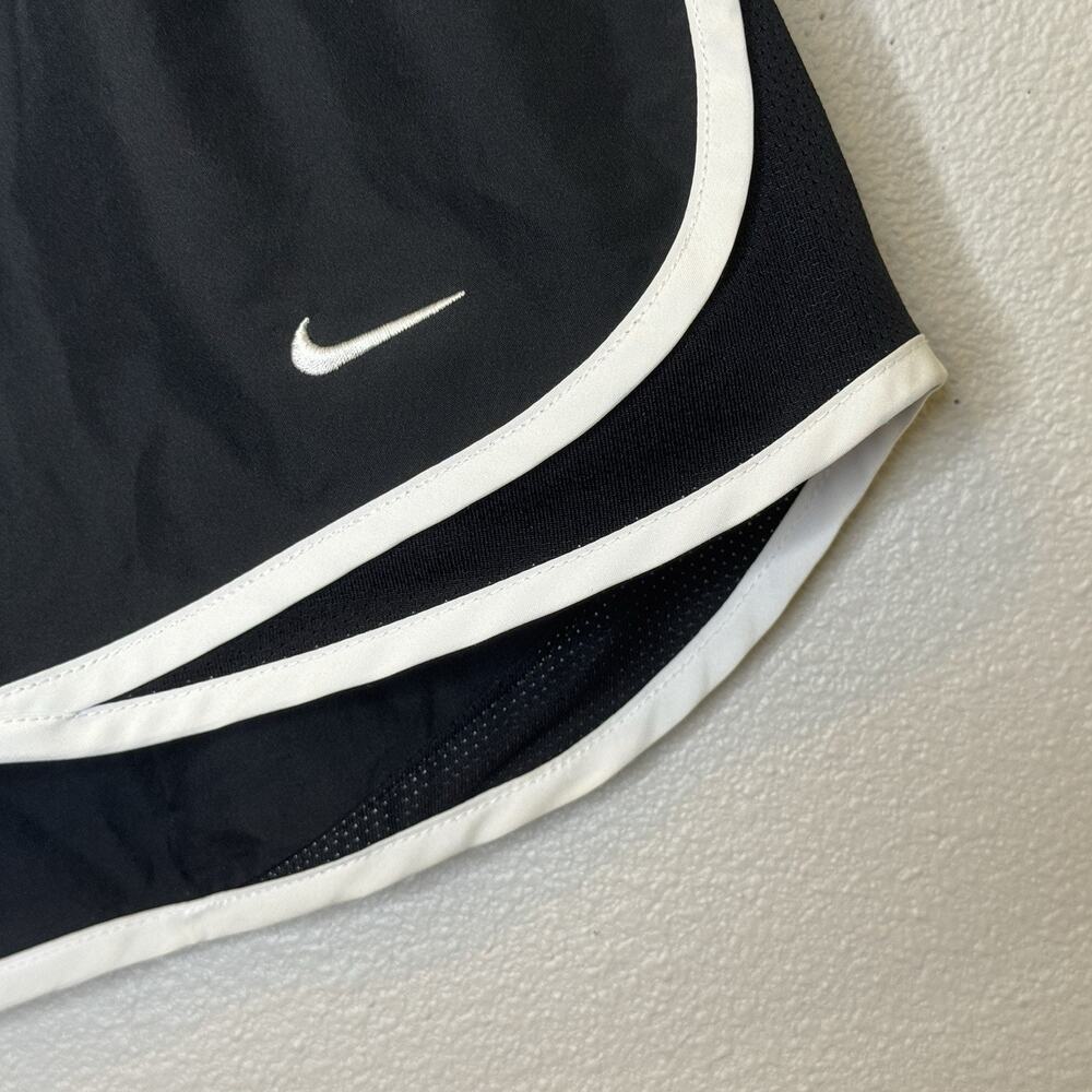 Nike Dri Fit Running Shorts Womens Sz Medium Black Built in Briefs Elastic Waist - Picture 3 of 8